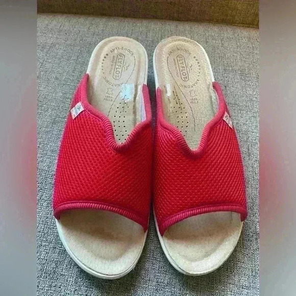 Fly Flot Sandals Women's Size US 10.5 Red Mesh Anti Shock Comfort Anatomi - Picture 1 of 7